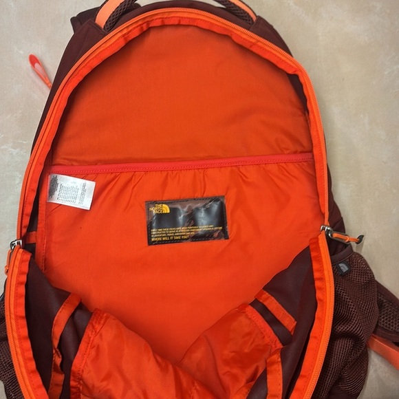The North Face Haystack maroon and Orange Backpack, EUC, laptop pocket - Picture 7 of 9